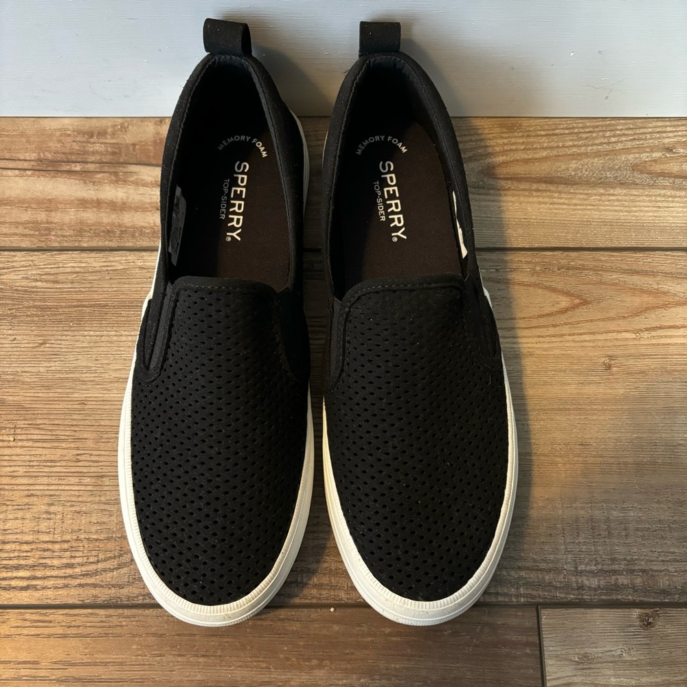 Sperry Topsider Crest Twin Gore Black Perforated Slip Ons Size 8